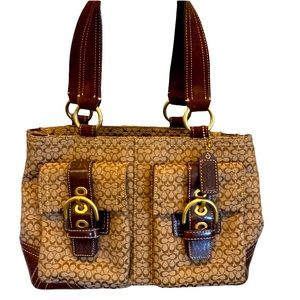 COACH Brown Leather Purse EUC